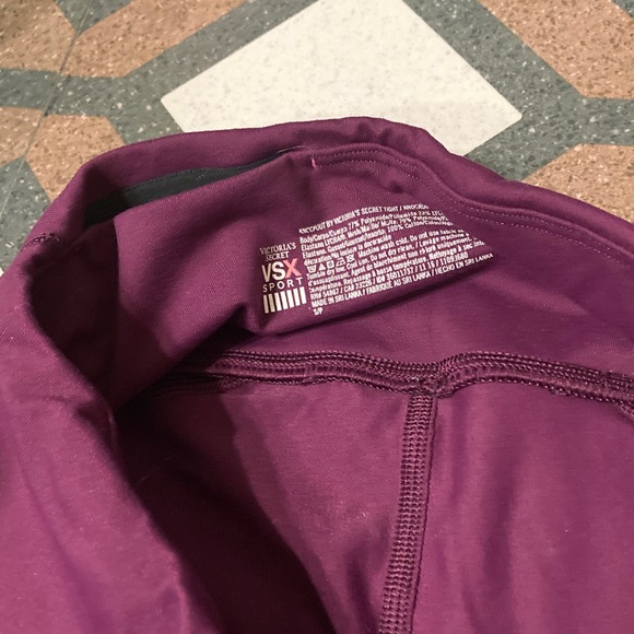 Total Knockout Sport Leggings by Victoria’s Secret - Picture 4 of 7